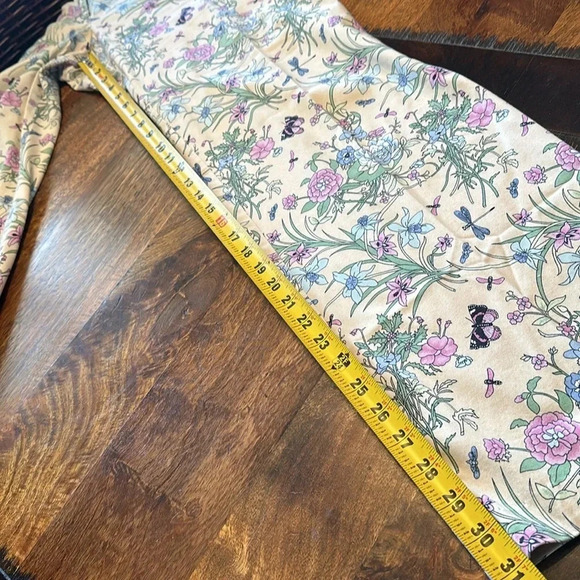 Casual Corner flowery pants size 12 - Picture 6 of 9